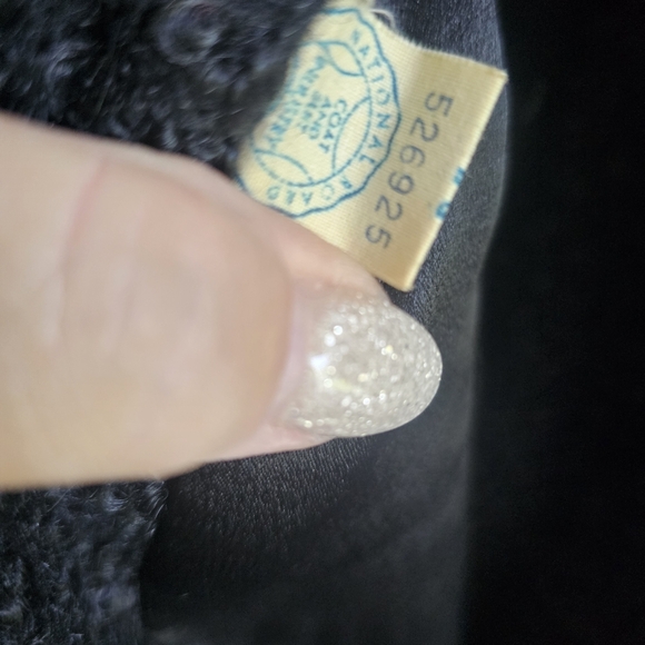 Vintage women's coat with fake fur collar. - Picture 6 of 6